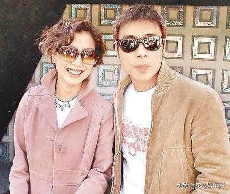 许志安出轨风波后首现身！主动讨好狗仔，被问及黄心颖还面露笑容