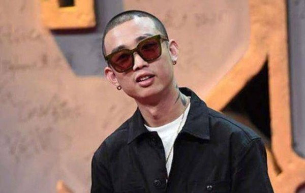 知名男星人设又崩！聊女粉丝记录曝光？用词露骨言语辣眼睛！