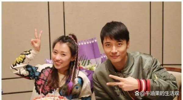 张丹峰毕滢酒店同住套房，刚和洪欣秀完恩爱，又被曝出丑闻