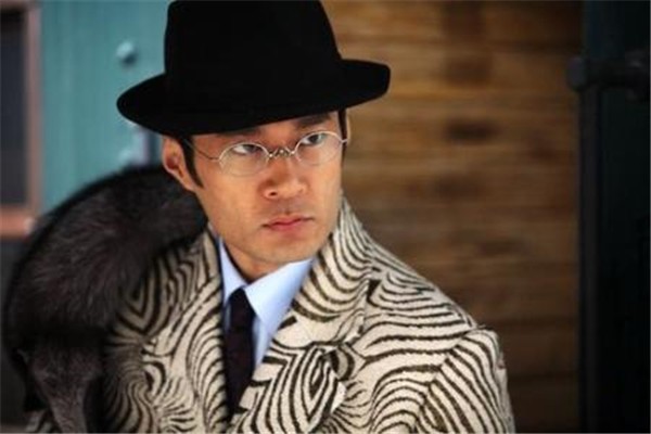 谭凯现实中老婆苏青图片感情经历遭扒,谭凯为什么不结婚是同志吗