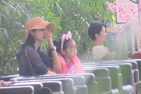 隐婚被曝! 35岁韩雪嫁给大自己18岁男友, 家中珠宝价值千万