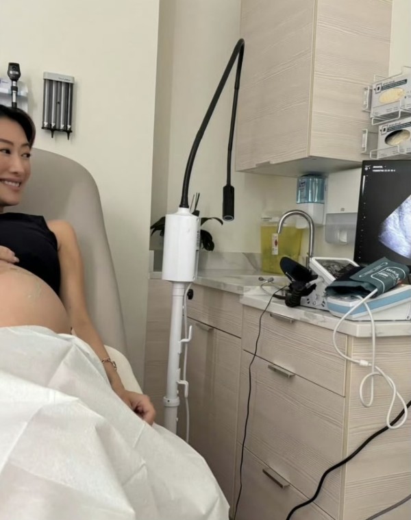谢霆锋妹妹谢婷婷大方宣布怀二胎：与男友未婚先孕，6岁大女儿生父依旧成谜
