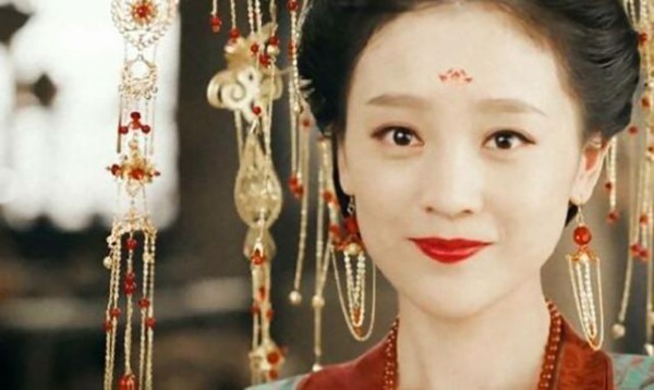 《灵魂摆渡黄泉》孟婆虐哭观众，更虐的是剧组旧坑未填又挖新坑！
