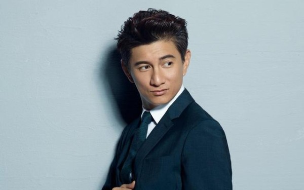 英雄联盟小智10年，各位大咖捧错场，小智宣布要公布一个大秘密