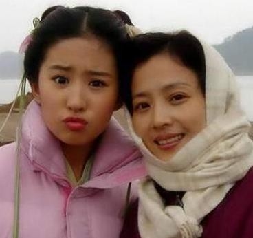 盘点娱乐圈高颜值母女，进来看看谁的妈妈更漂亮吧！