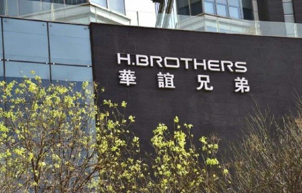 “京城四大经纪”已成过去 明星工作室遍地 内地经纪进入春秋时代