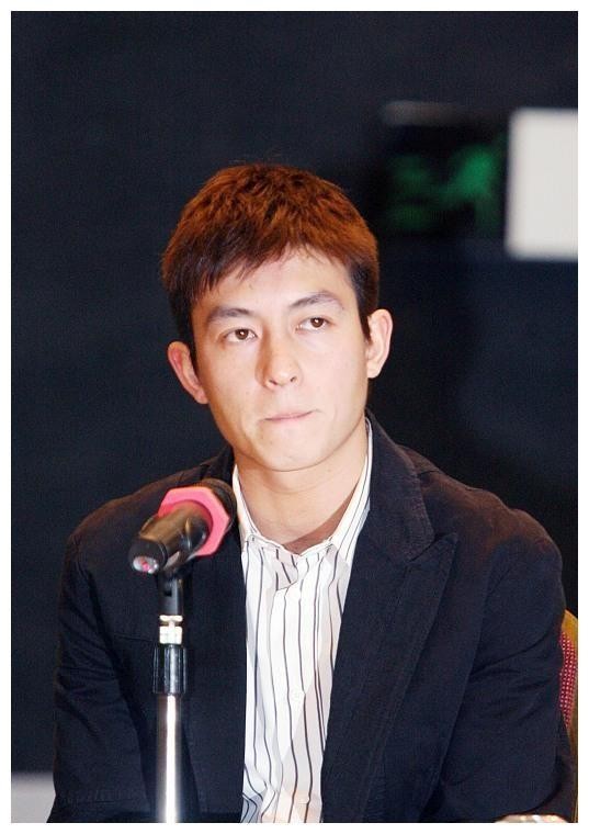 这4大明星宣布退出娱乐圈“永不复出”，没人食言，退得干干净净