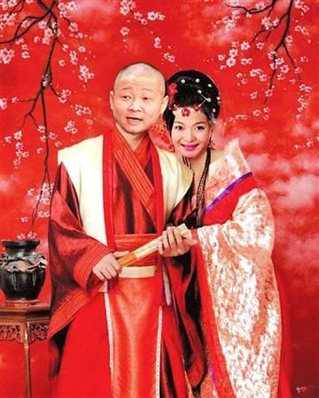 10大丑男明星娶美女老婆的绝招(组图)