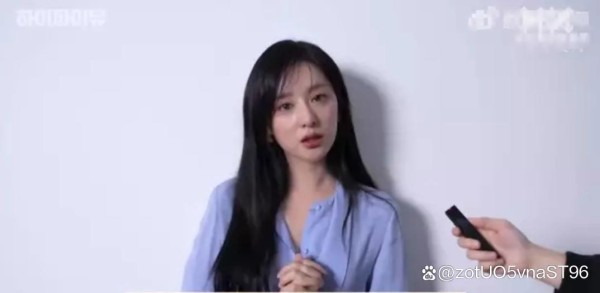 金智媛：睡得少的演员，活得精彩