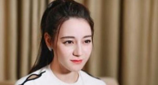 明星如何被发掘出来的？高伟光靠照片，张云龙换鞋，热巴最惊喜