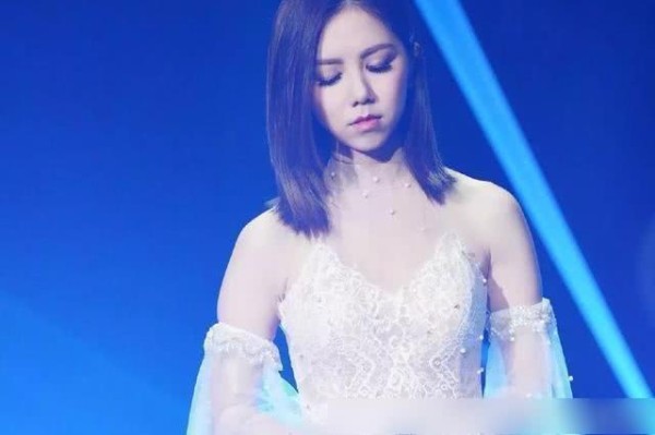 娱乐圈七大人美歌甜的女星，田馥甄Hebe只能排第四
