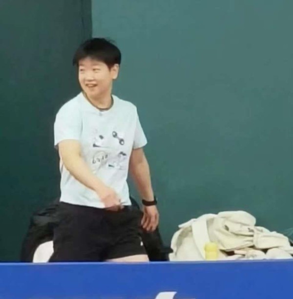 国乒选手赛后生活揭秘：平衡竞技与商业，坚守初心