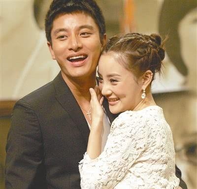 疑贾乃亮李小璐离婚协议书曝光，离婚原因并不是出轨