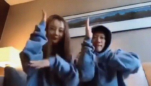 贾乃亮李小璐官宣复合是真的吗(贾乃亮和李小璐是谁背叛了谁)