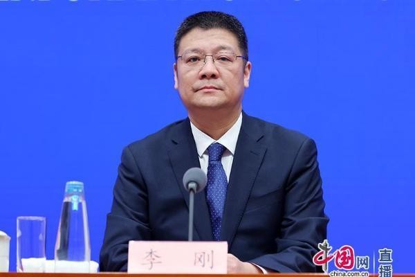 商务部:将陆续印发加力支持汽车、家电以旧换新及手机等数码产品的购新补贴实施细则