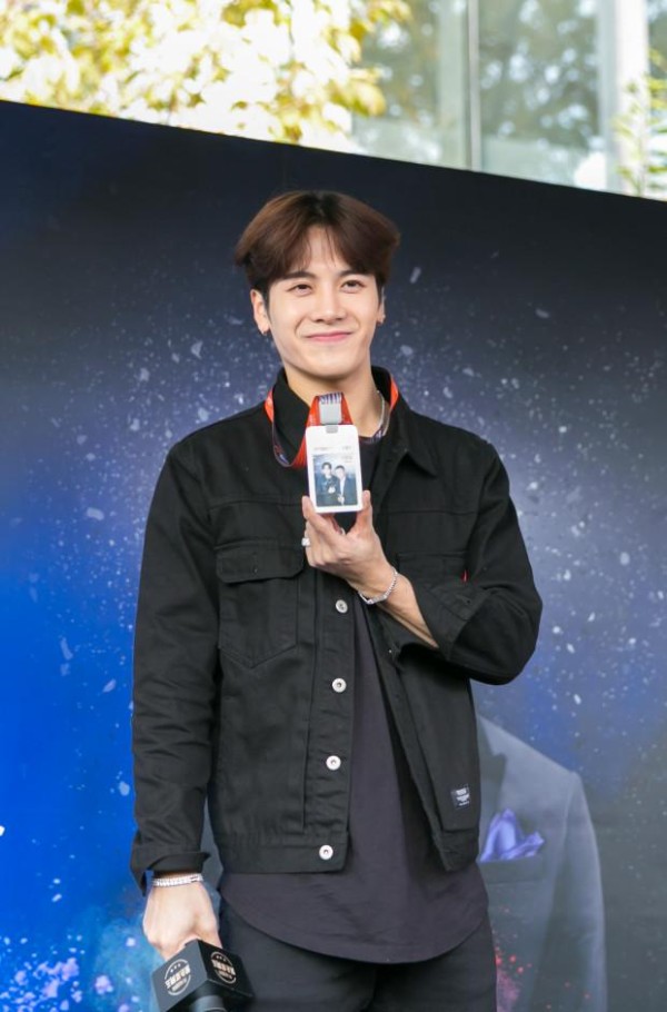 明星跨界玩电商，天猫国际明星矩阵要的不仅是噱头