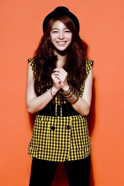 Ailee微笑
