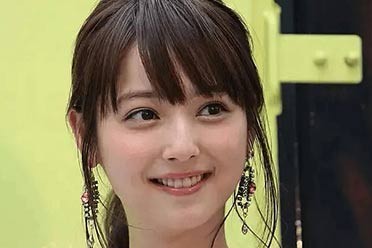 女神太心酸！佐佐木希拒绝与渣男离婚 拼命挣钱养家