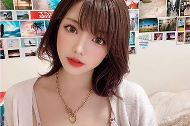 自信秀出好身材！阳光短发樱花妹“みきでり”美照赏