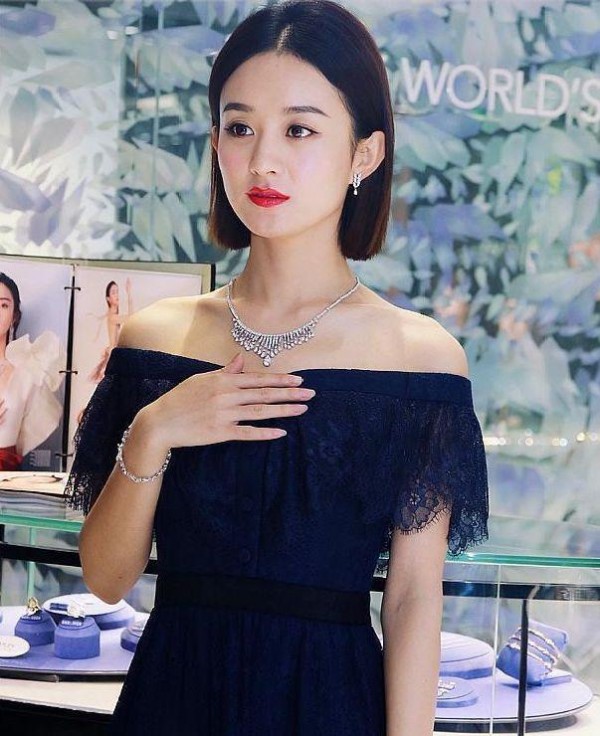 赵丽颖的6种时尚穿搭，任何风格轻松驾驭，气场强大女神范十足