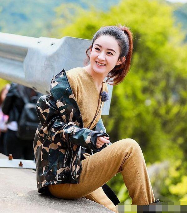 赵丽颖的6种时尚穿搭，任何风格轻松驾驭，气场强大女神范十足