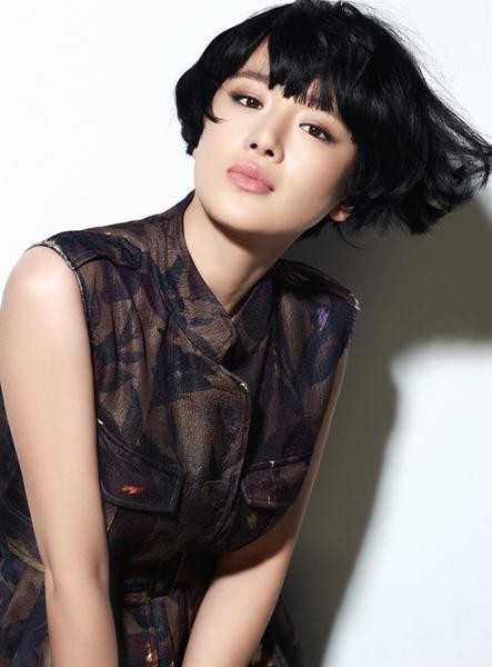 9大出生于贵阳的著名漂亮女明星，何洁当下最红，你最喜欢谁？