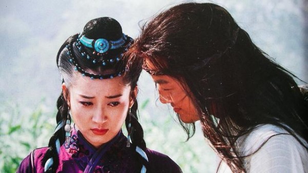 24岁丁禹兮《演员的品格》太抢镜！网友表示：想念东方不败