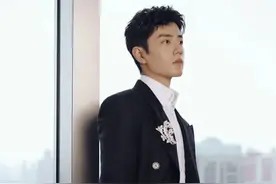 - 《肖战VS成毅:人气巅峰的激烈碰撞》图片