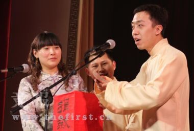 德云社20小时出赈灾义演郭德纲后台捐10万(图)