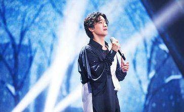 他是音乐剧演员，曾一穷二白，如今因参加节目走红