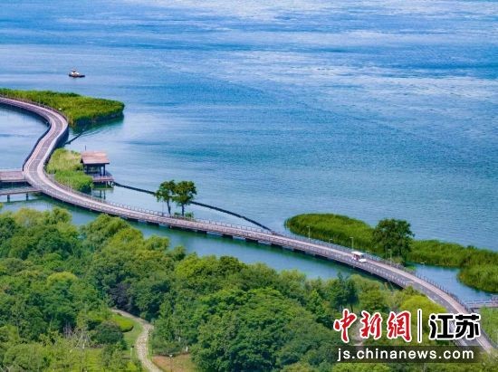 阳澄湖骑行环线。昆山市融媒体中心供图