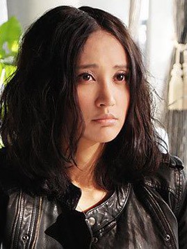 林夏(张歆艺饰演)