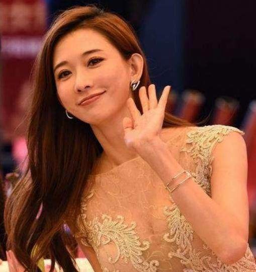 娱乐圈十大顶级隐形的富豪! 第一位意料之外啊!