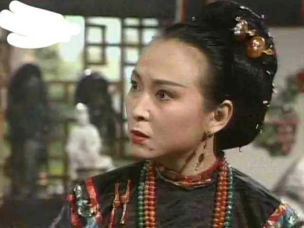 台湾知名艺人方芳晒出大陆身份证 她演过什么角色
