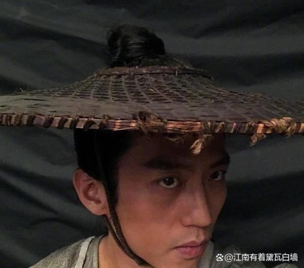 邓超励志健身，网友直呼：令人敬佩！为了角色增重10公斤
