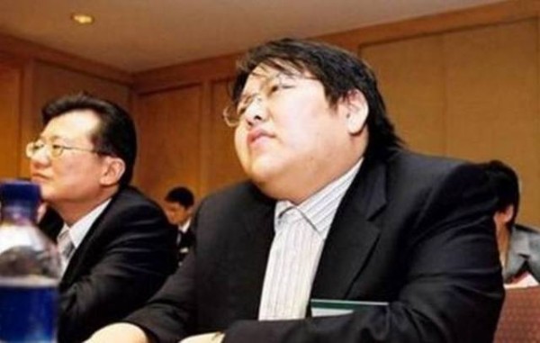 23岁富二代娶女明星办豪华婚礼，仅十年就败光成这样？