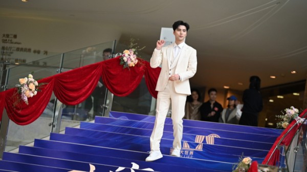 演艺大世界音乐剧风云榜揭晓，阿云嘎：这是中国音乐剧的盛宴