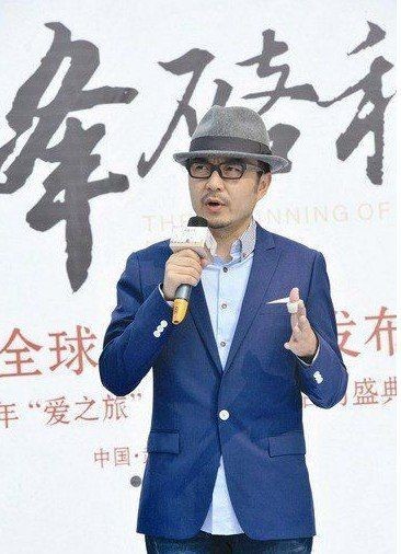 汪涵自曝年薪30万