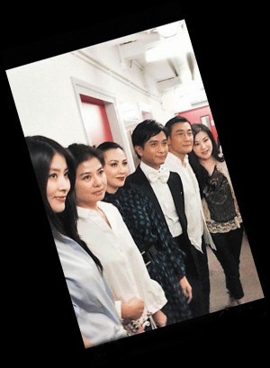 陈慧琳等明星捧场话剧。（资料图）