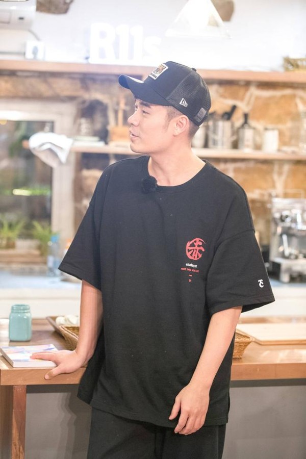 陈赫入住《三个客栈》，与林更新上演塑料兄弟情，“逼疯”林更新