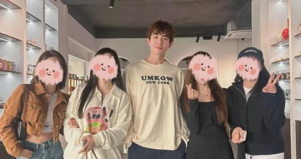 林更新景德镇出游被偶遇,本人比电视上还好看,很随和没明星架子(图3)