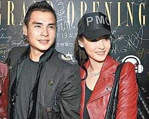 5位成名后还不忘亲人的明星，郑爽带飞老爸，最后一位带出了影后