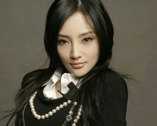 胡歌再次主演仙侠剧，赵丽颖热巴成配角？网友：看到女主就不想看