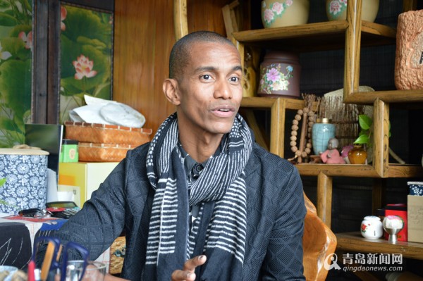 对话时装周新锐设计师 揭秘"明星爆款"背后的故事