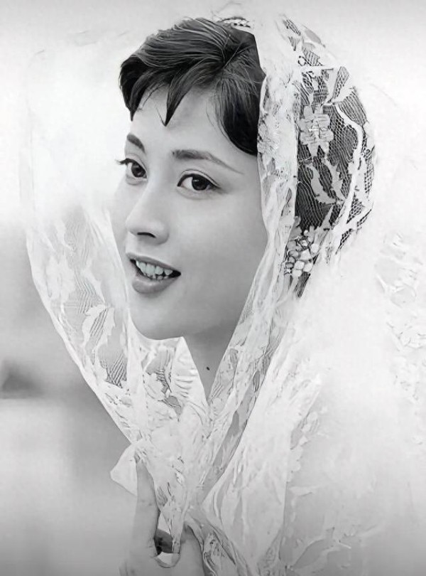 昭和年代十位绝美女星：独特魅力如何影响今日影视？
