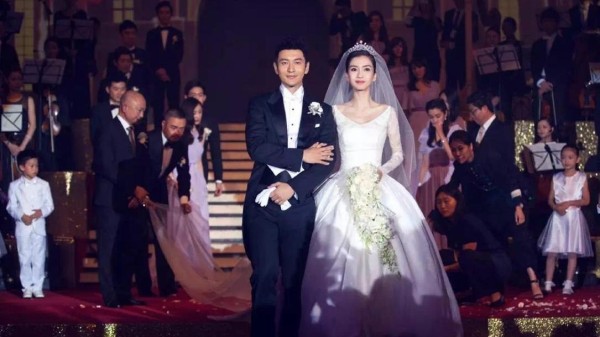 黄晓明与Angelababy的世纪婚礼：奢华背后的爱情真谛