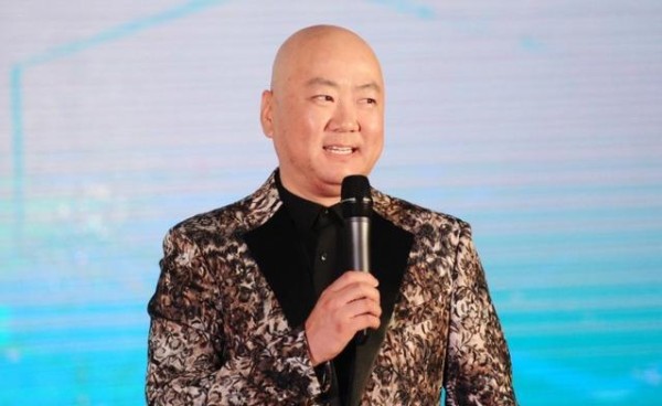 盘点娱乐圈那几个没有经纪人帮助，自己找资源却能红的明星