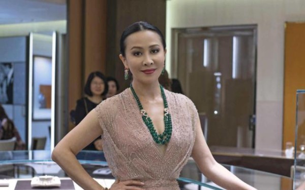 盘点娱乐圈那几个没有经纪人帮助，自己找资源却能红的明星