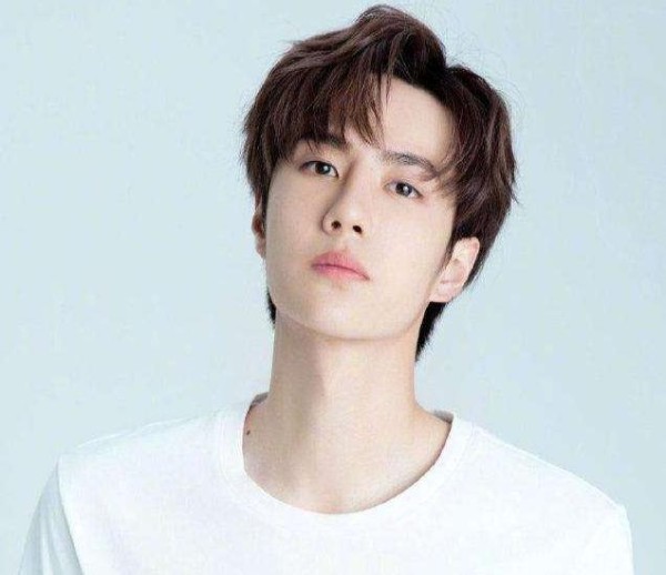 明星有啥“小怪癖”：谭松韵喜欢待在厕所？王一博更奇葩