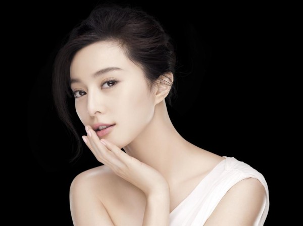 当红女星被曝片酬, 孙俪领衔范冰冰紧跟 杨幂中等 赵丽颖差点垫底